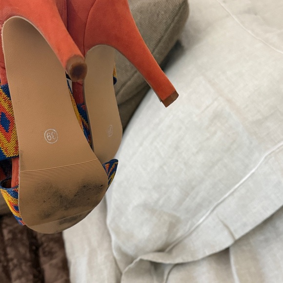 Colorful Geometric Patterned Women's Sandals - Picture 3 of 3